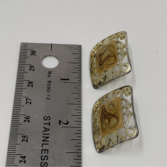 Vintage Gold Toned Square Stud Earrings with Yellow and Brown Swirl Design - Picture 7 of 7